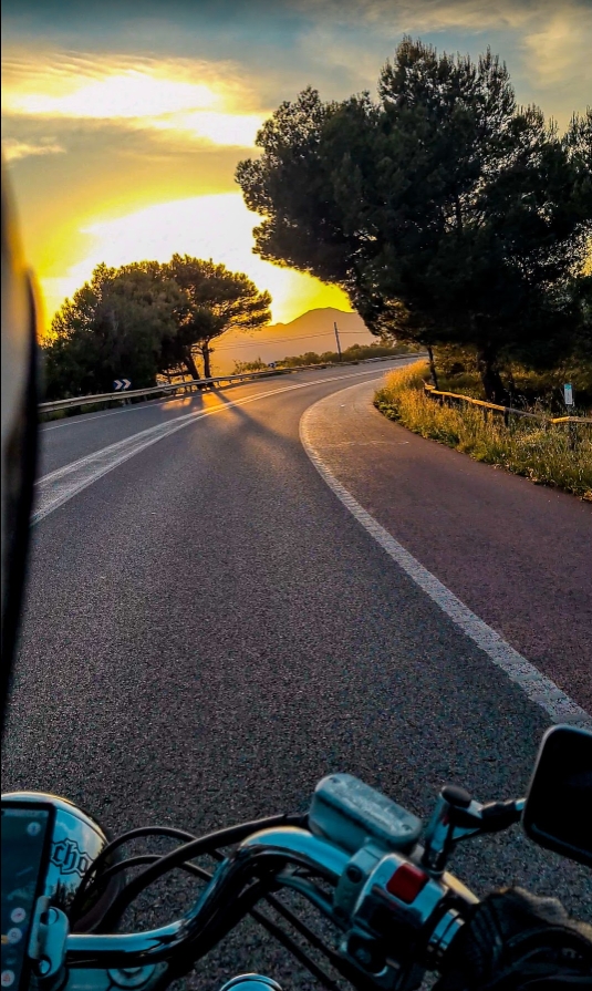 Viajar por Mallorca en coche rutas panorámicas y calas secretas